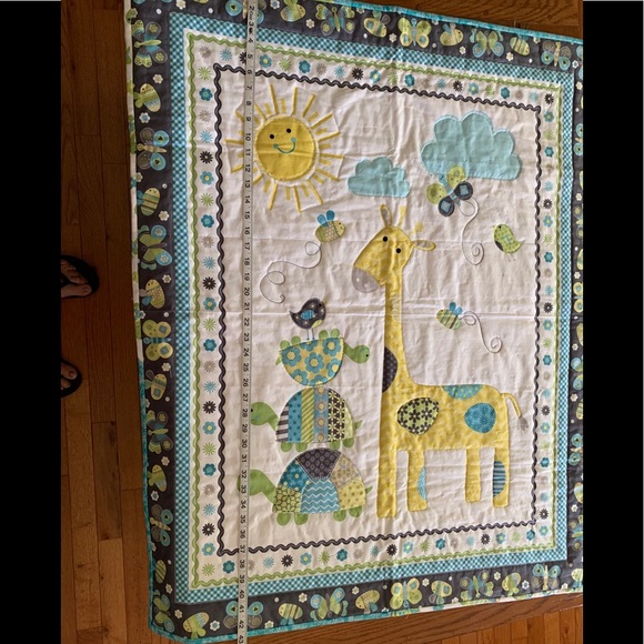 Handmade baby quilt - Picture 9 of 12